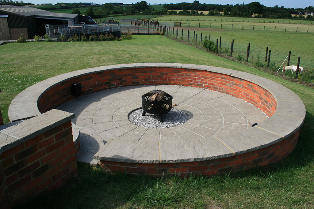 brickwork fire pit
